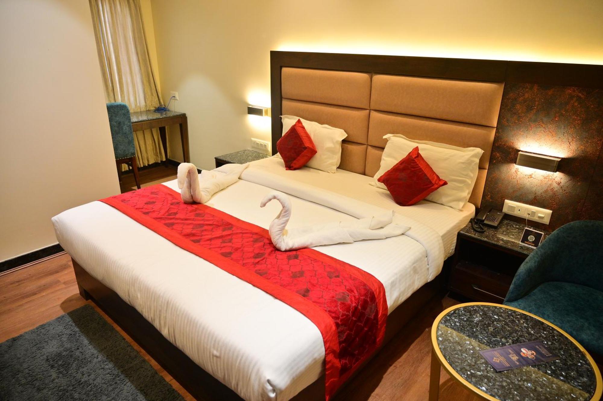 Hotel Golden Riviera Mysore Chambre photo